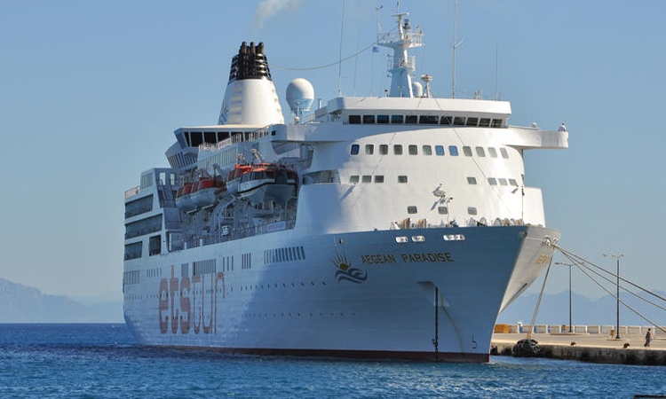 Ναυαγοσωστικό συγκρούσθηκε με κρουαζιερόπλοιο στην Ελλάδα